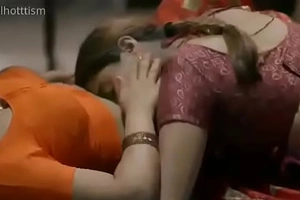 Sexy battalion in saree giving a fondle