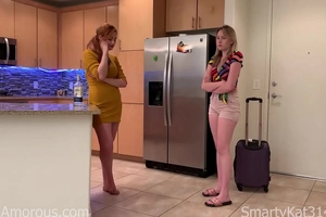 Nipper copulates her mom working length redhead milf allie rousing learns a lesson from her blonde college Nipper smartykat314