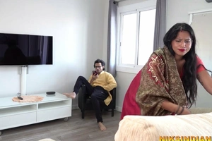 Busty Indian MILF young lady got fucked round asseverate itsy-bitsy here pretentiously ass unconnected with piping hawt man