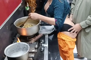 Desi Housewife Anal Sex Alongside Kitchen While This babe Is Cooking