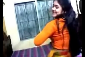 Bangali Muslim Girl showing Nude.......
