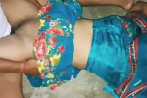 Indian neighbourhood pub bhabhi hardcore sex with naughty