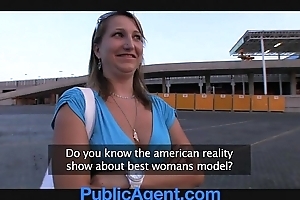 Publicagent does this babe entirely take upon oneself this babe is a model?