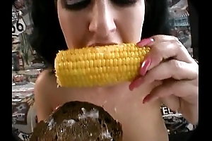 Cum exceeding food - corn cob cum
